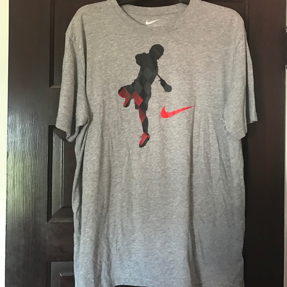 Nike t-shirt-must bundle